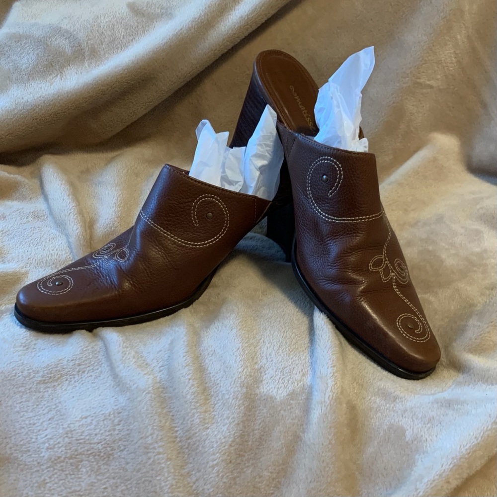 Brown Leather Matisse Mules Women’s Size 10